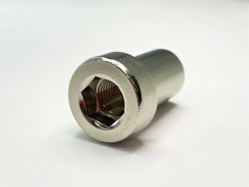貫通穴付き特殊ナット【NP121使用】